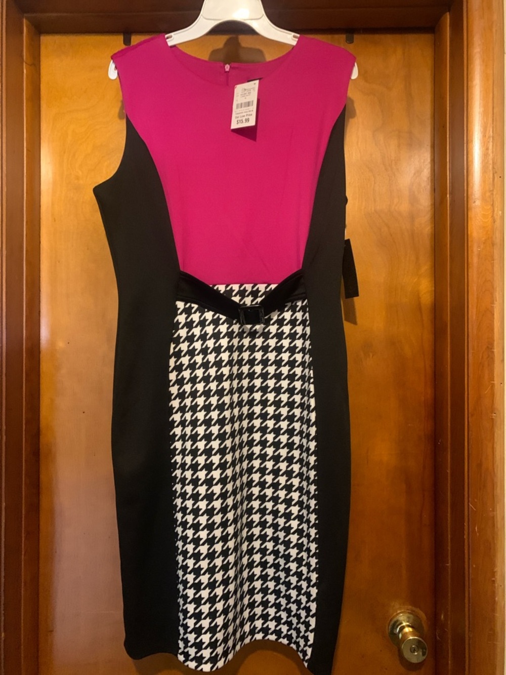 NWT EnRevelry Size 14 Houndstooth Magenta Midi Dress